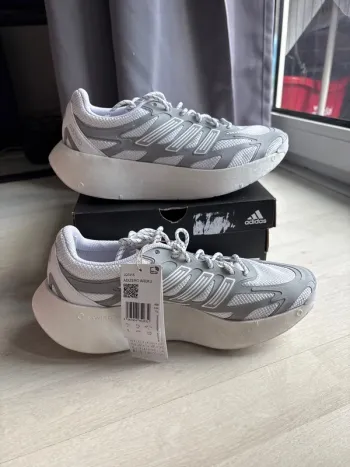 Used Adidas adizero Aruku Running Shoes