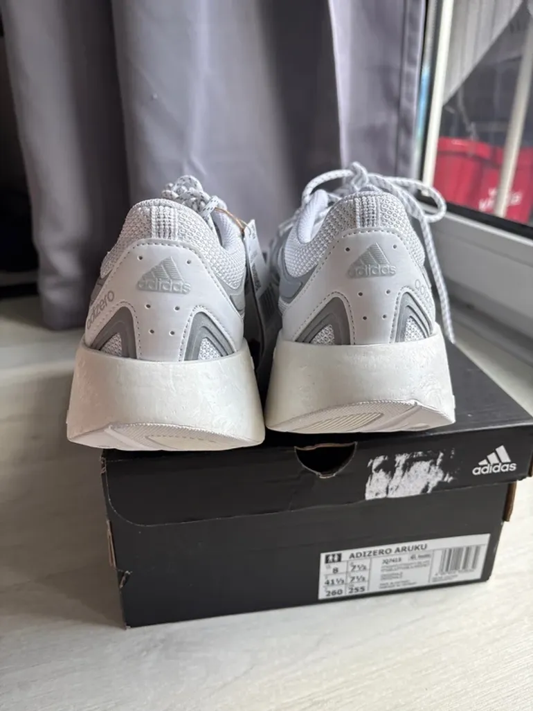 Used Adidas adizero Aruku bike — image 22 of 24