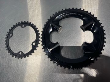 Brugt Shimano Ultegra 8100 Chainrings 2026 Drivetrain & Pedals