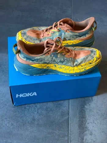 Używany Hoka Speedgoat 6 bike — zdjęcie 2 z 3