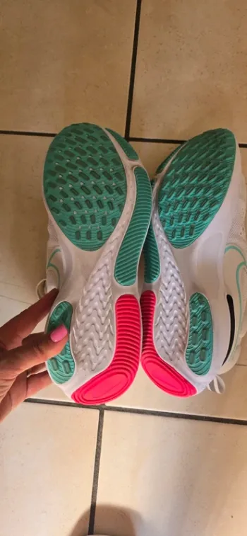 Used Nike React Miler 2 bike — image 6 of 7
