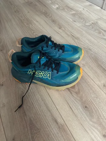 Käytetty Hoka Mafate 5 Running Shoes