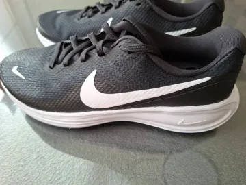 Used Nike Revolution 8 bike — image 1 of 4