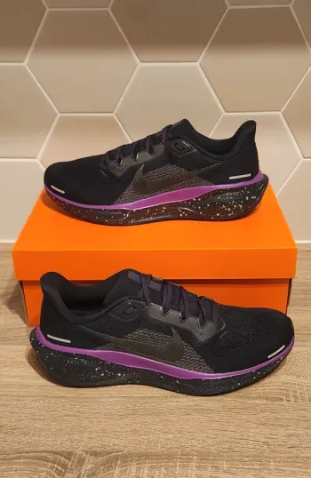 Used Pegasus 41 Running Shoes
