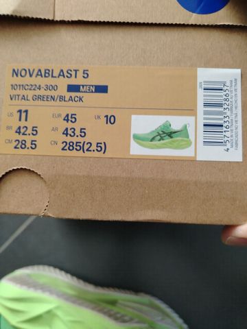 Tweedehands Asics Chaussures 2026 bike — afbeelding 6 van 6