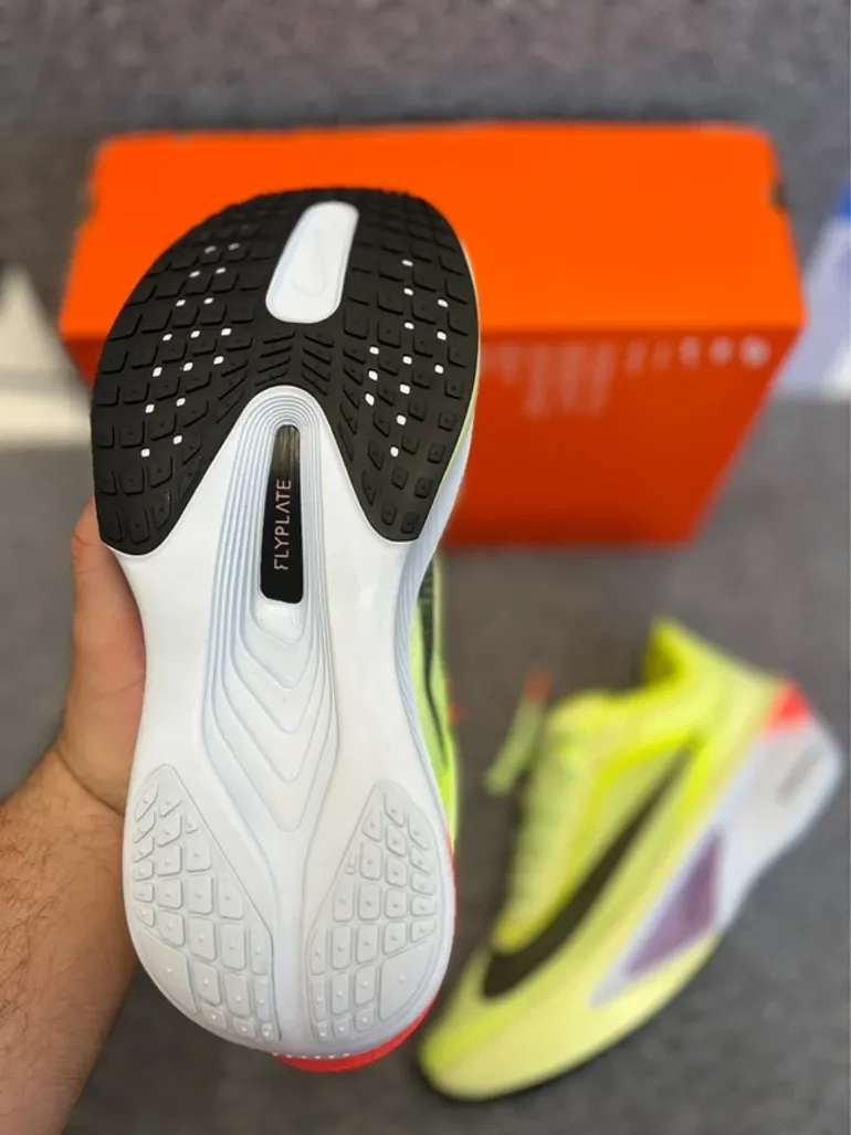 Used Nike Zoom Fly 6 bike — image 6 of 7