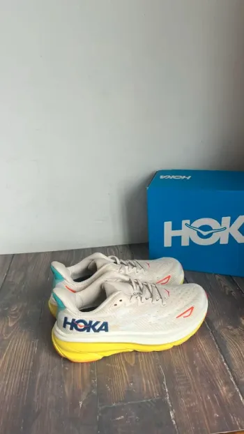 Tweedehands Hoka Shoes Size 43 Running Shoes