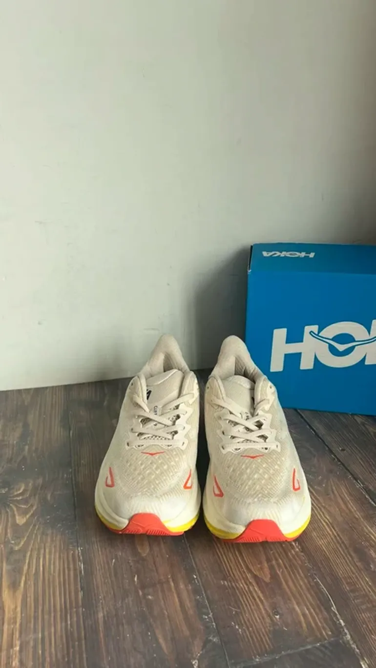 Used Hoka Shoes Size 43 bike — image 2 of 6