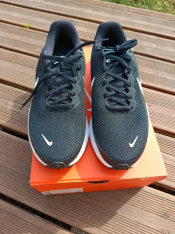 Used Nike Revolution 8 bike — image 3 of 4