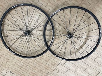 Shimano, R5