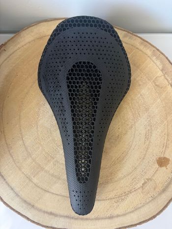 Used newton 3D T806 Saddle Saddles & Seatposts