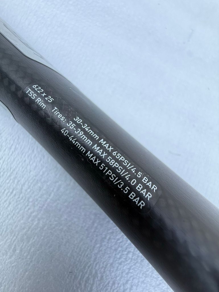 Gebrauchtes Zipp 303 firecrest 2025 bike — Bild 8 von 10
