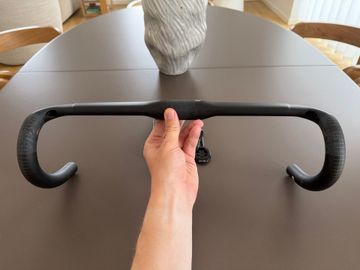 Used Roval Rapide Handlebar bike — image 1 of 9