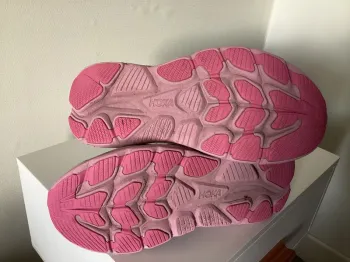 Used Hoka Clifton 10 bike — image 8 of 8