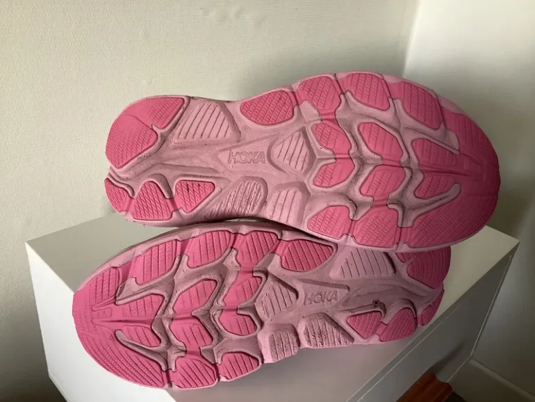 Used Hoka Clifton 10 bike — image 8 of 8