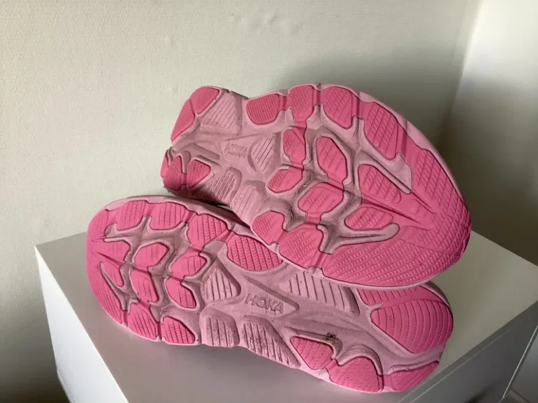 Used Hoka Clifton 10 bike — image 7 of 8
