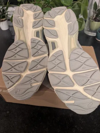 Gebrauchtes Asics Gel NYC Oyster bike — Bild 4 von 4