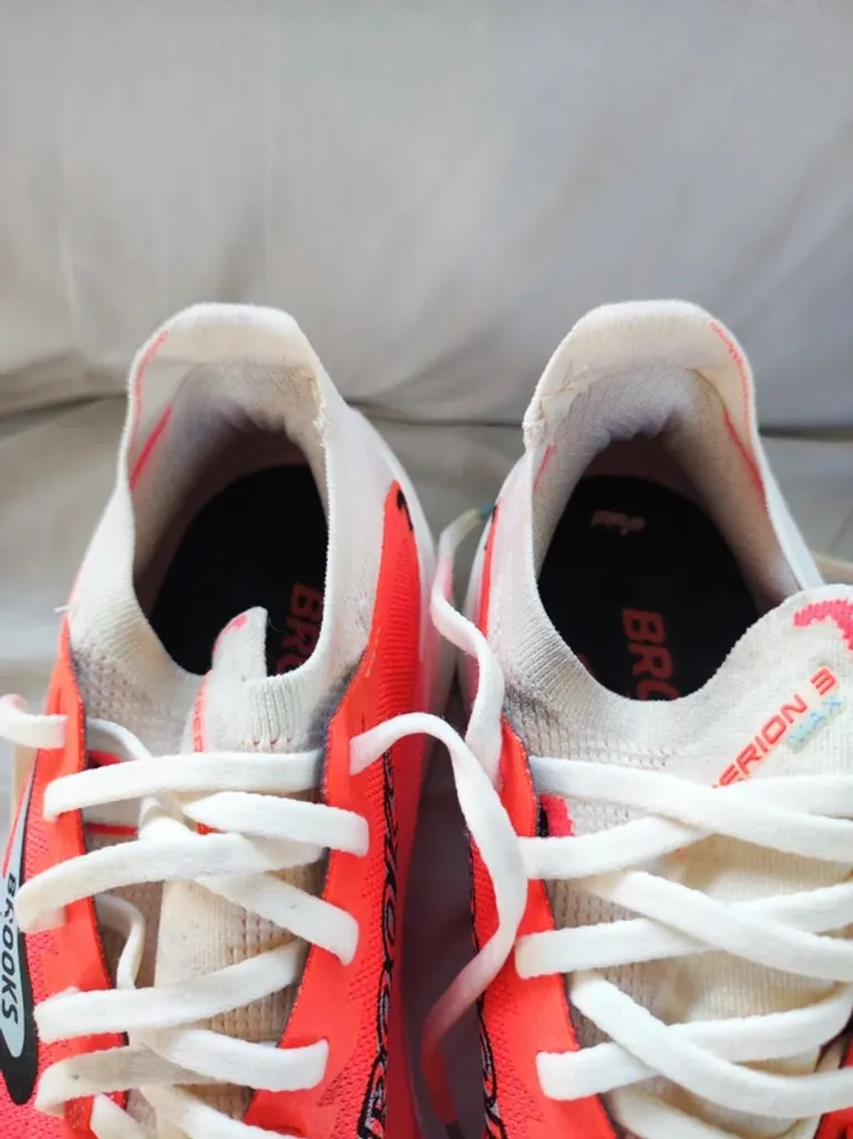 Used Brooks Running Shoes bike — image 8 of 11