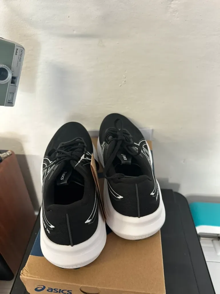 Used Asics GT 2000 14 bike — image 4 of 6