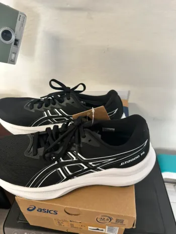 Used Asics GT 2000 14 bike — image 5 of 6
