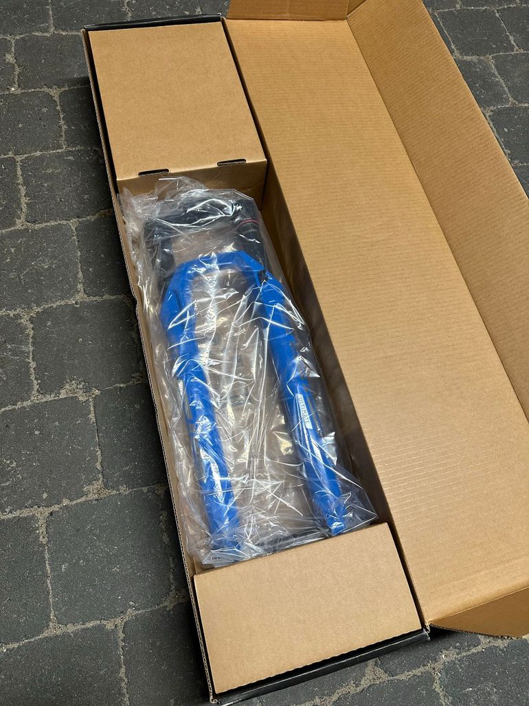 Brugt RockShox SID Ultimate 35mm Crown Upper Leg 2022 bike — billede 12 af 12