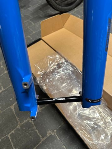 Brugt RockShox SID Ultimate 35mm Crown Upper Leg 2022 bike — billede 9 af 12