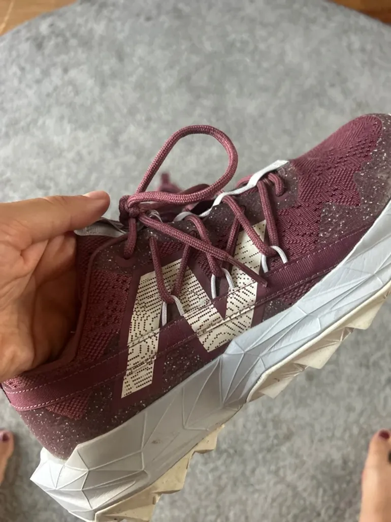 New Balance Trekking/Trail Shoes bike d'occasion — image 4 sur 4