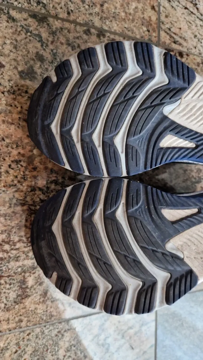 Used Asics Gel-Kayano 29 bike — image 9 of 9