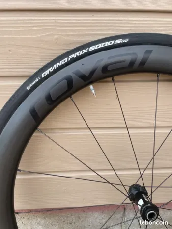 Used Roval Rapide CL 2 2025 bike — image 10 of 11