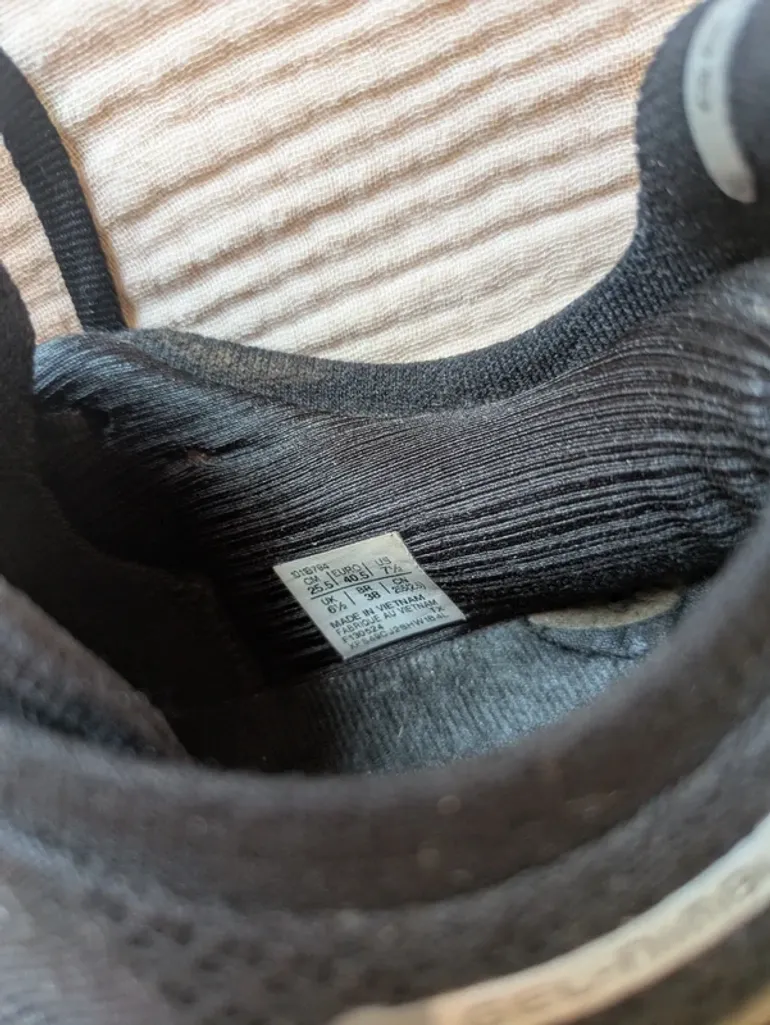 Gebrauchtes Asics Nimbus 26 bike — Bild 8 von 8