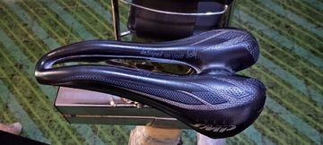 Used Selle Smp Hybrid Saddles & Seatposts