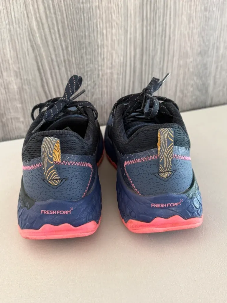 Gebrauchtes New Balance Fresh Foam Hierro v7 bike — Bild 4 von 6
