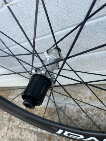 Roval Rapide CLX 2 Team 2026 bike de segunda mano — imagen 4 de 8