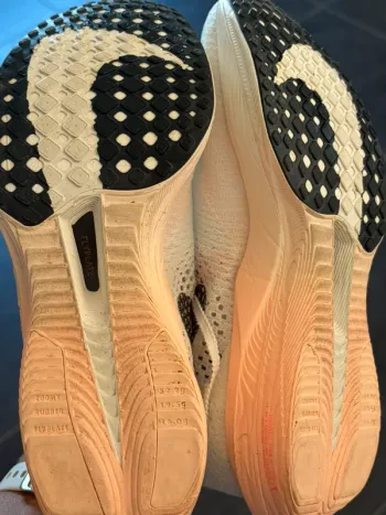Brugt Nike Vaporfly Zoomx bike — billede 4 af 4