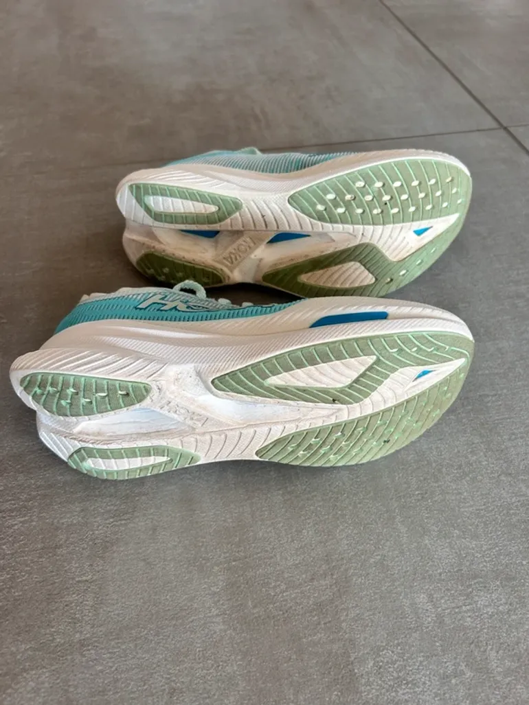Used Hoka Mach X2 bike — image 5 of 6