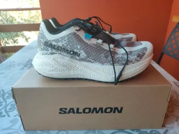 Salomon Aero Glide 4 Running Shoes usato