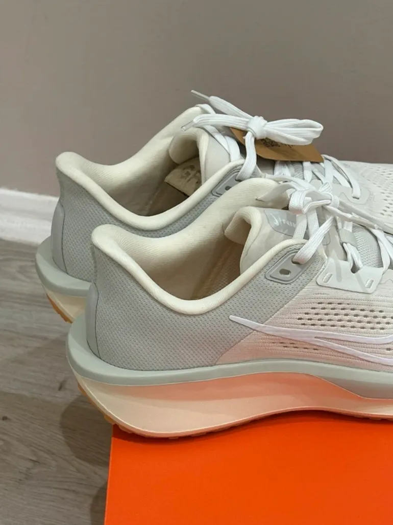 Używany Nike WMNS Quest 6 bike — zdjęcie 3 z 10