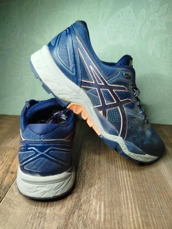 Brugt Asics Sneakers Bleues bike — billede 2 af 8