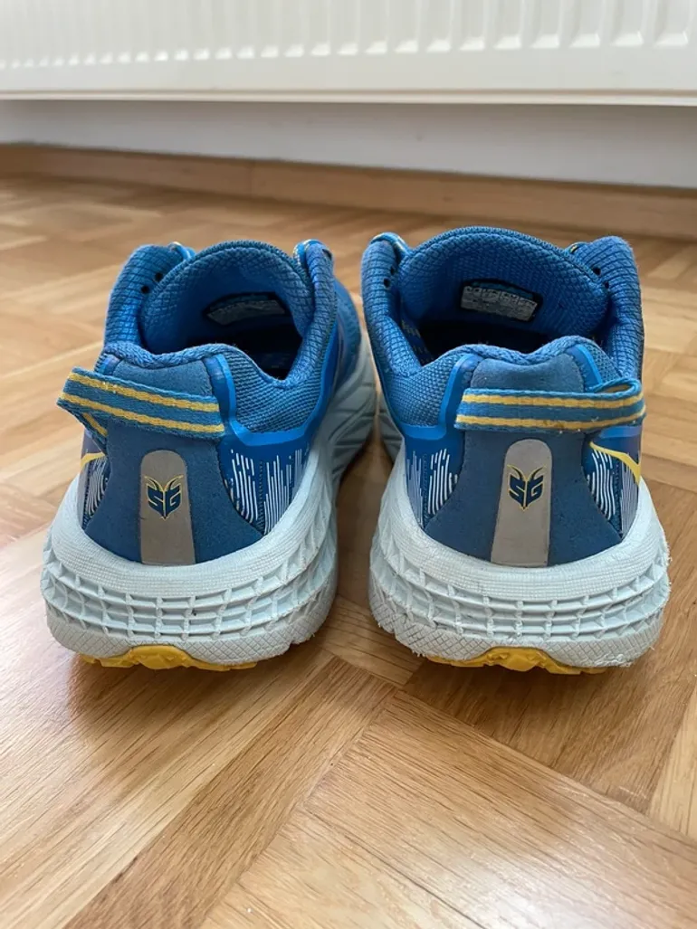 Used Hoka Speedgoat 3 bike — image 4 of 13