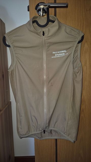 Pas Normal Studios Mechanism vest bike d'occasion — image 2 sur 5