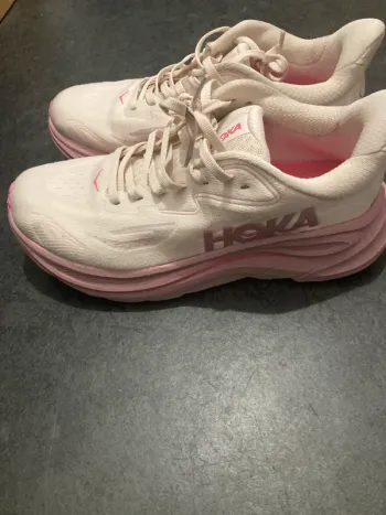 Hoka Clifton 10 bike d'occasion — image 7 sur 15