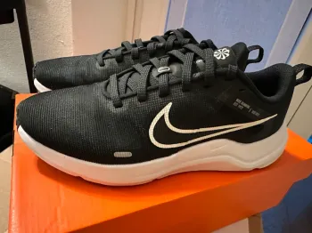 Gebrauchtes Nike Running/Gym Shoes bike — Bild 13 von 22