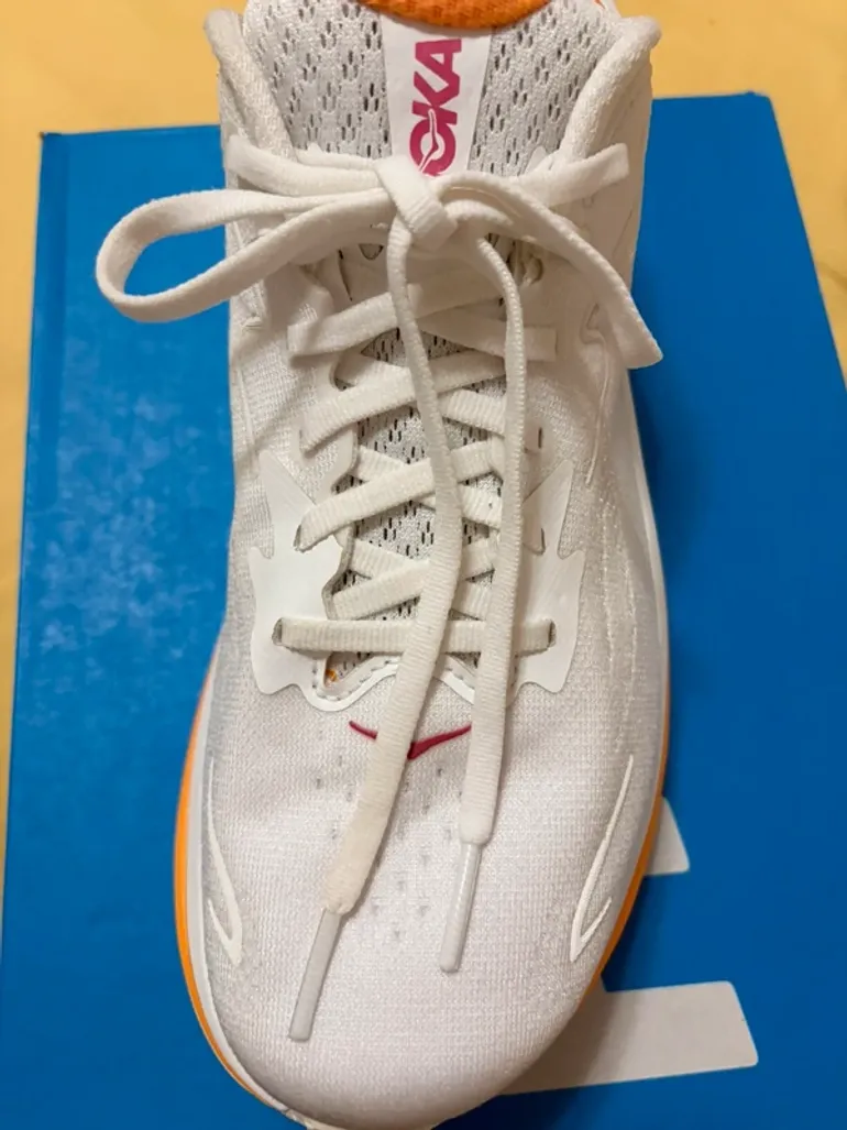 Used Hoka Laufschuhe bike — image 3 of 20