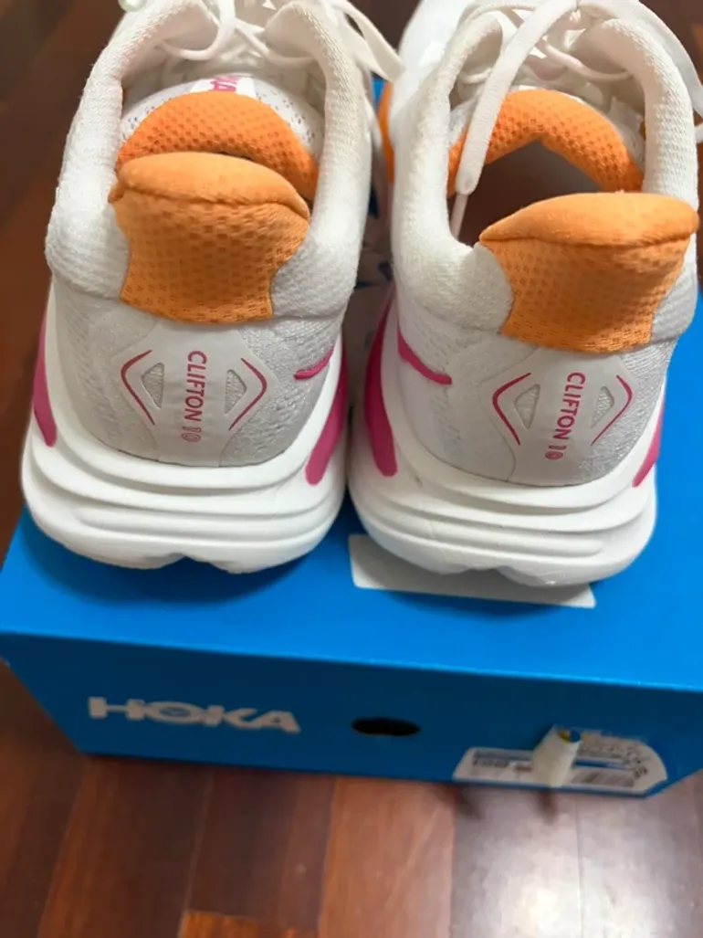 Used Hoka Laufschuhe bike — image 17 of 20