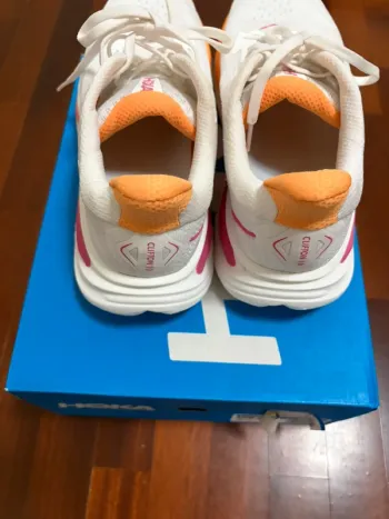 Used Hoka Laufschuhe bike — image 5 of 20