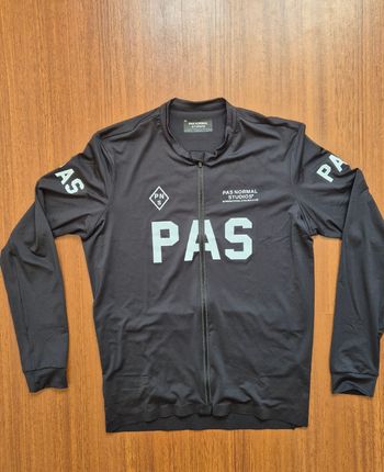 Używany Pas Normal Studios Mechanism Pro Long Sleeve Jersey Cycling Clothing