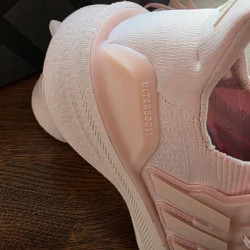 Adidas Ultraboost 5 W bike d'occasion — image 3 sur 12