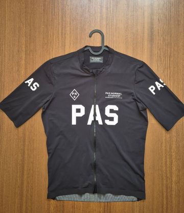 Tweedehands Pas Normal Studios Mechanism Jersey bike — afbeelding 2 van 2