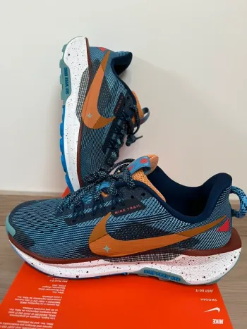 Gebrauchtes Pegasus Trail 5 Running Shoes