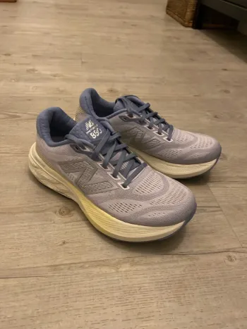 Gebrauchtes New Balance Fresh Foam 889 Running Shoes